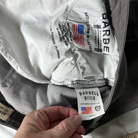 Barbell Men's Relaxed Athletic Fit Jeans - Concrete in color NWT - Picture 8 of 14